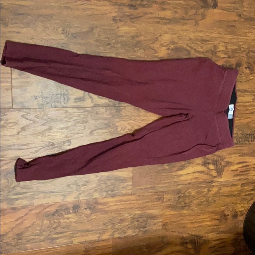 Burgundy leggings